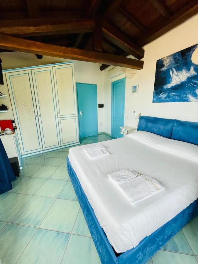 Romantica Suite Panoramica Villasimius Exterior photo
